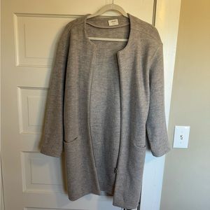 Aritzia lightweight gray topcoat